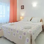 Apartments Susie By Rent Istria